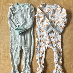 Cloud Island Gray and Fox Print Footies
